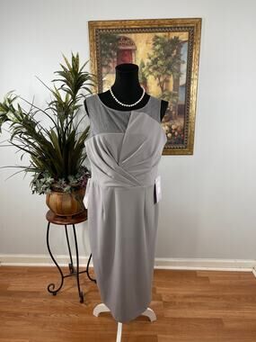 JS Collection Shift Dress Women's 12 Silver Scoop Neck Sleeveless Cocktail Party